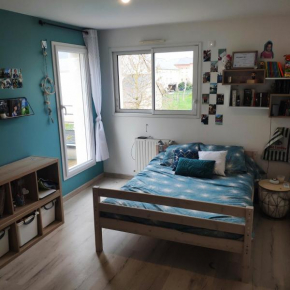 Belle chambre lumineuse